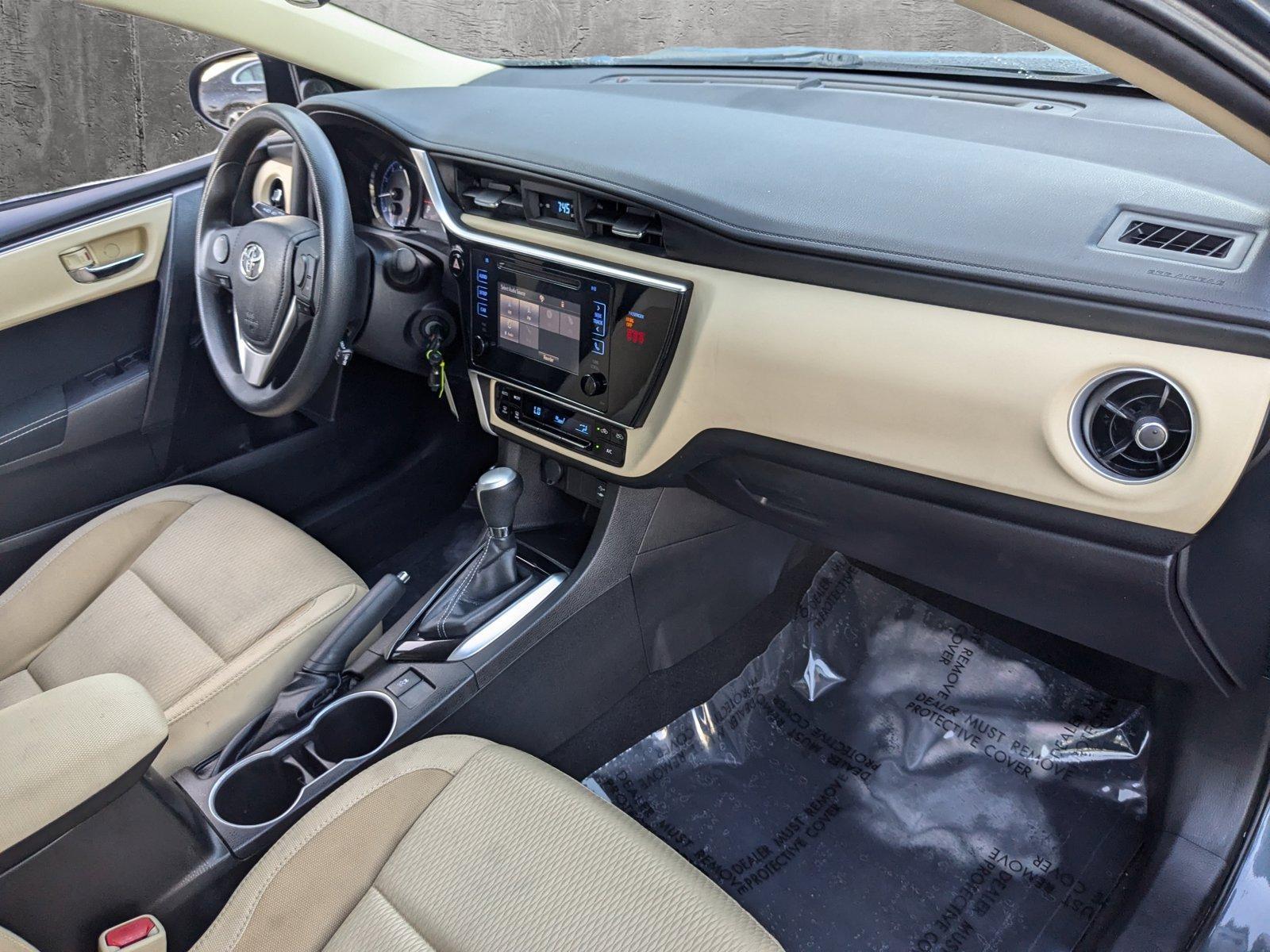 2019 Toyota Corolla Vehicle Photo in Miami, FL 33169