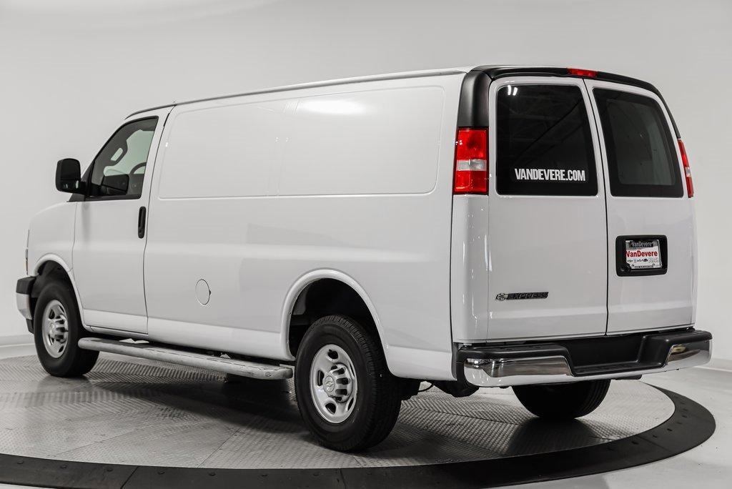 2022 Chevrolet Express Cargo Van Vehicle Photo in AKRON, OH 44320-4088