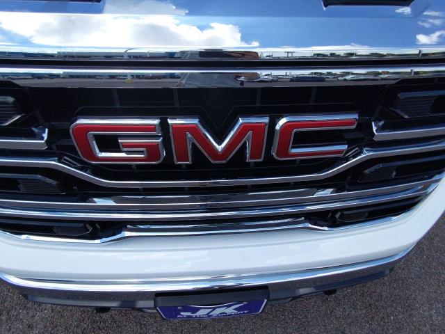 2024 GMC Sierra 1500 Vehicle Photo in NEDERLAND, TX 77627-8017