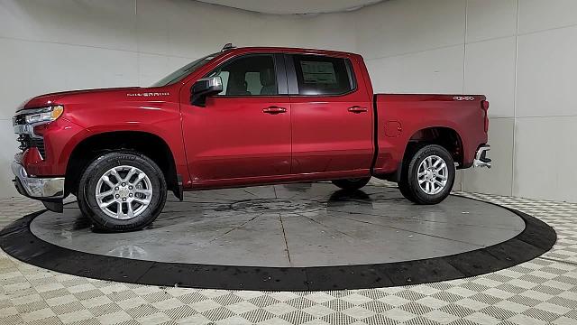 2024 Chevrolet Silverado 1500 Vehicle Photo in JOLIET, IL 60435-8135