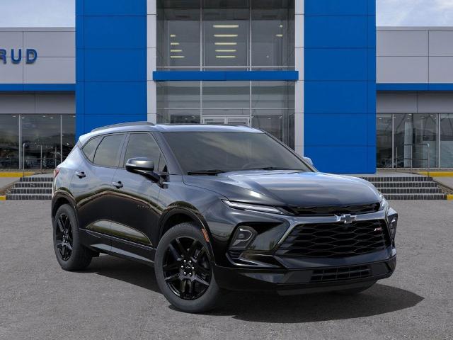 2025 Chevrolet Blazer Vehicle Photo in GREEN BAY, WI 54302-3701