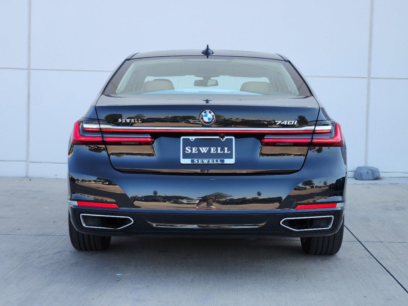 2022 BMW 740i Vehicle Photo in PLANO, TX 75024