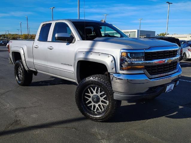 2019 Chevrolet Silverado 1500 LD Vehicle Photo in GREEN BAY, WI 54304-5303