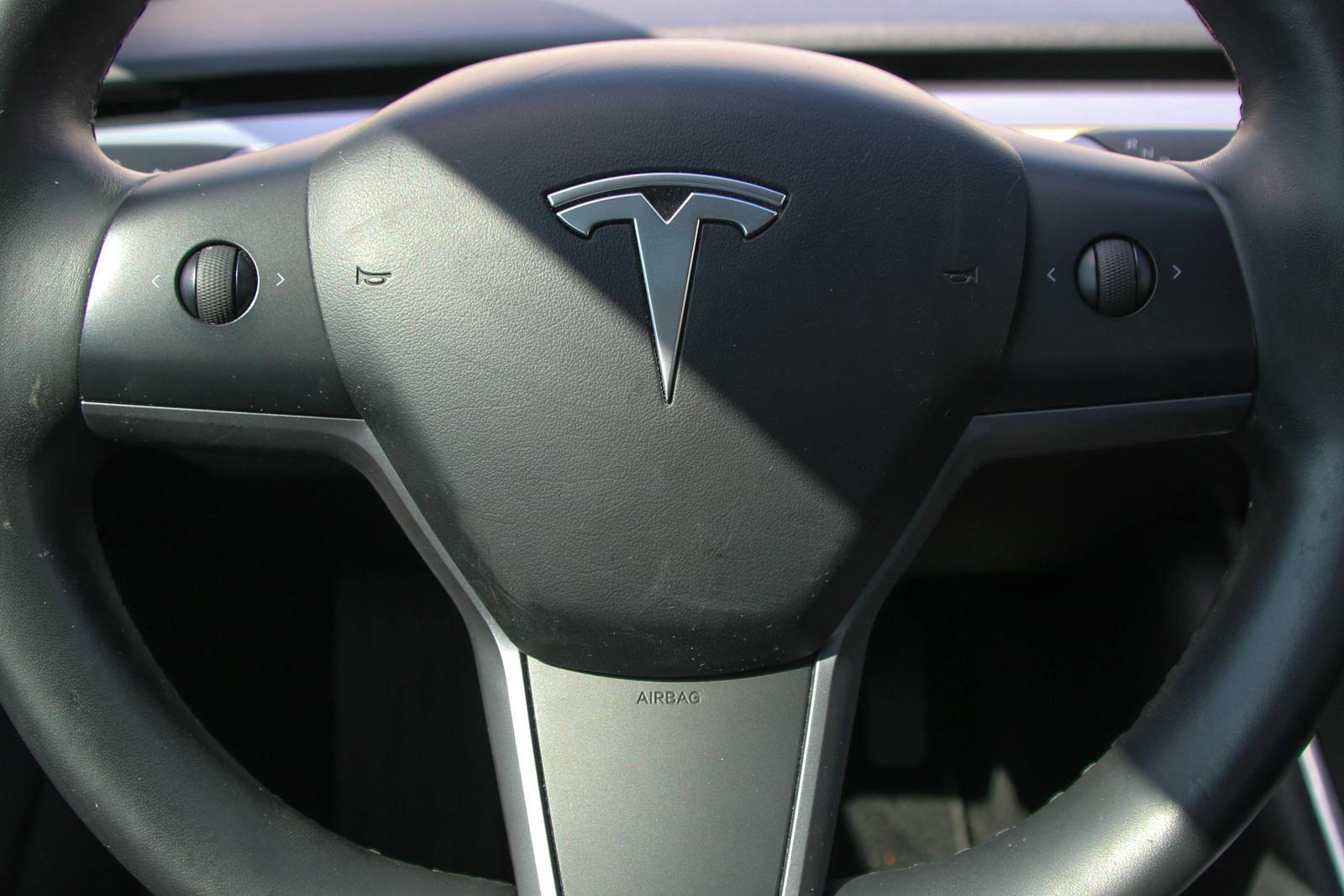 2018 Tesla Model 3 Vehicle Photo in SUGAR LAND, TX 77478