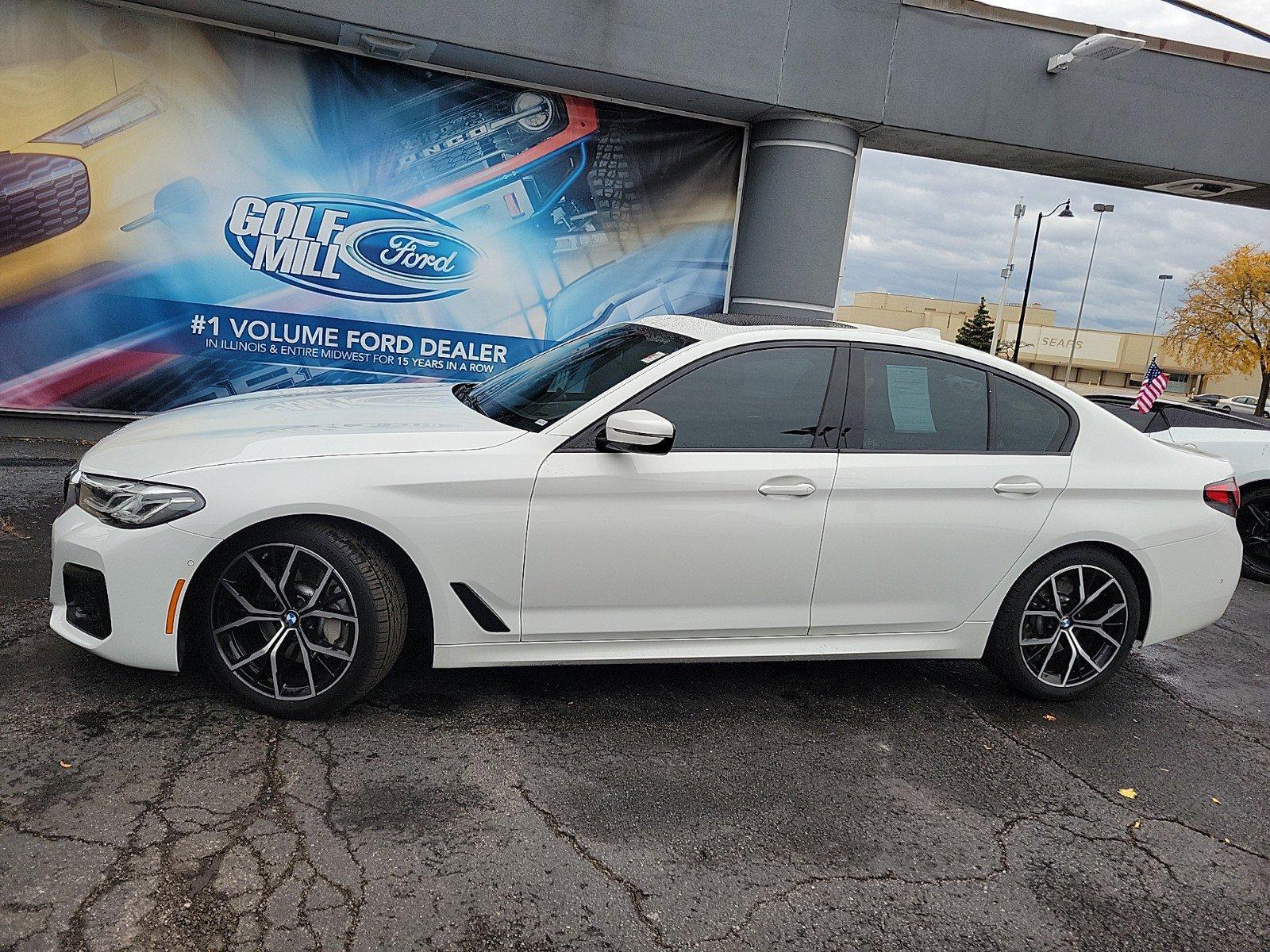 2021 BMW 530i xDrive Vehicle Photo in Saint Charles, IL 60174