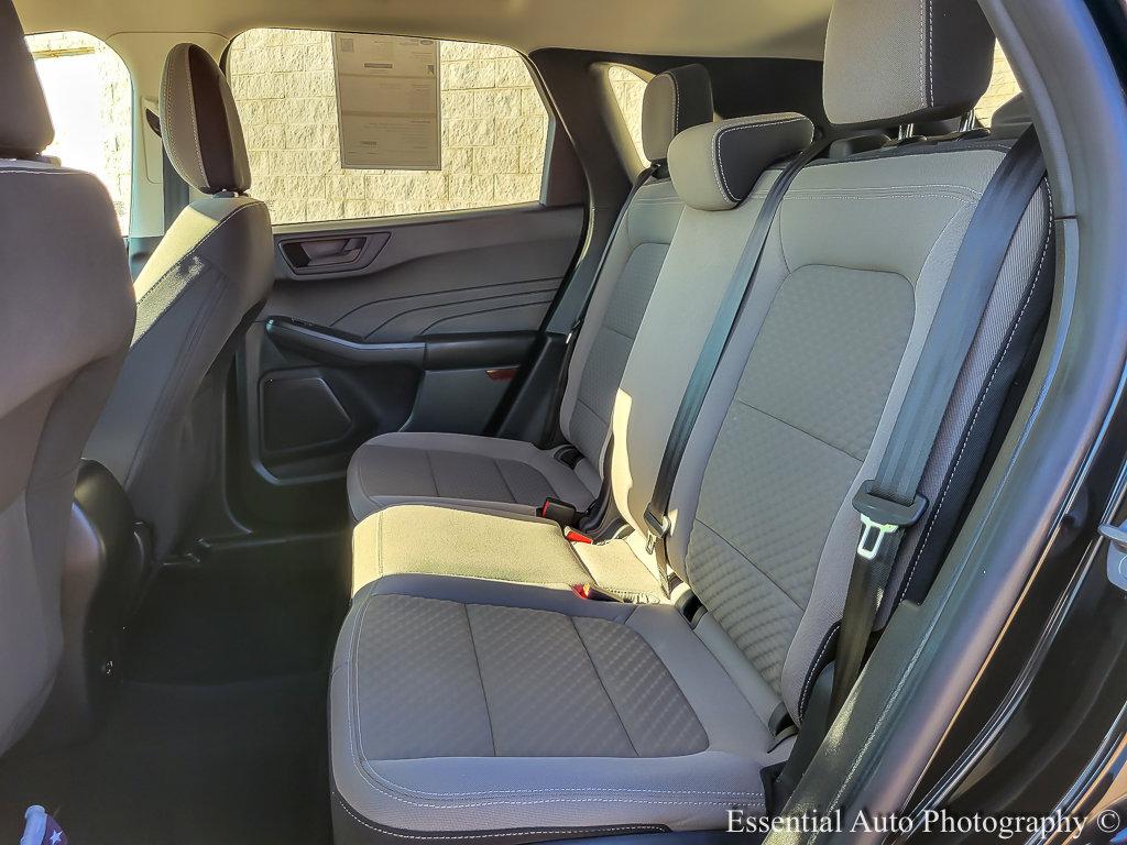 2022 Ford Escape Vehicle Photo in Saint Charles, IL 60174