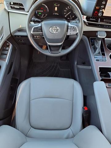 2022 Toyota Sienna Vehicle Photo in Oshkosh, WI 54904