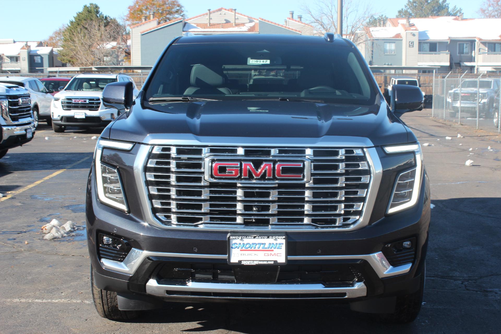 2025 GMC Yukon Vehicle Photo in AURORA, CO 80012-4011