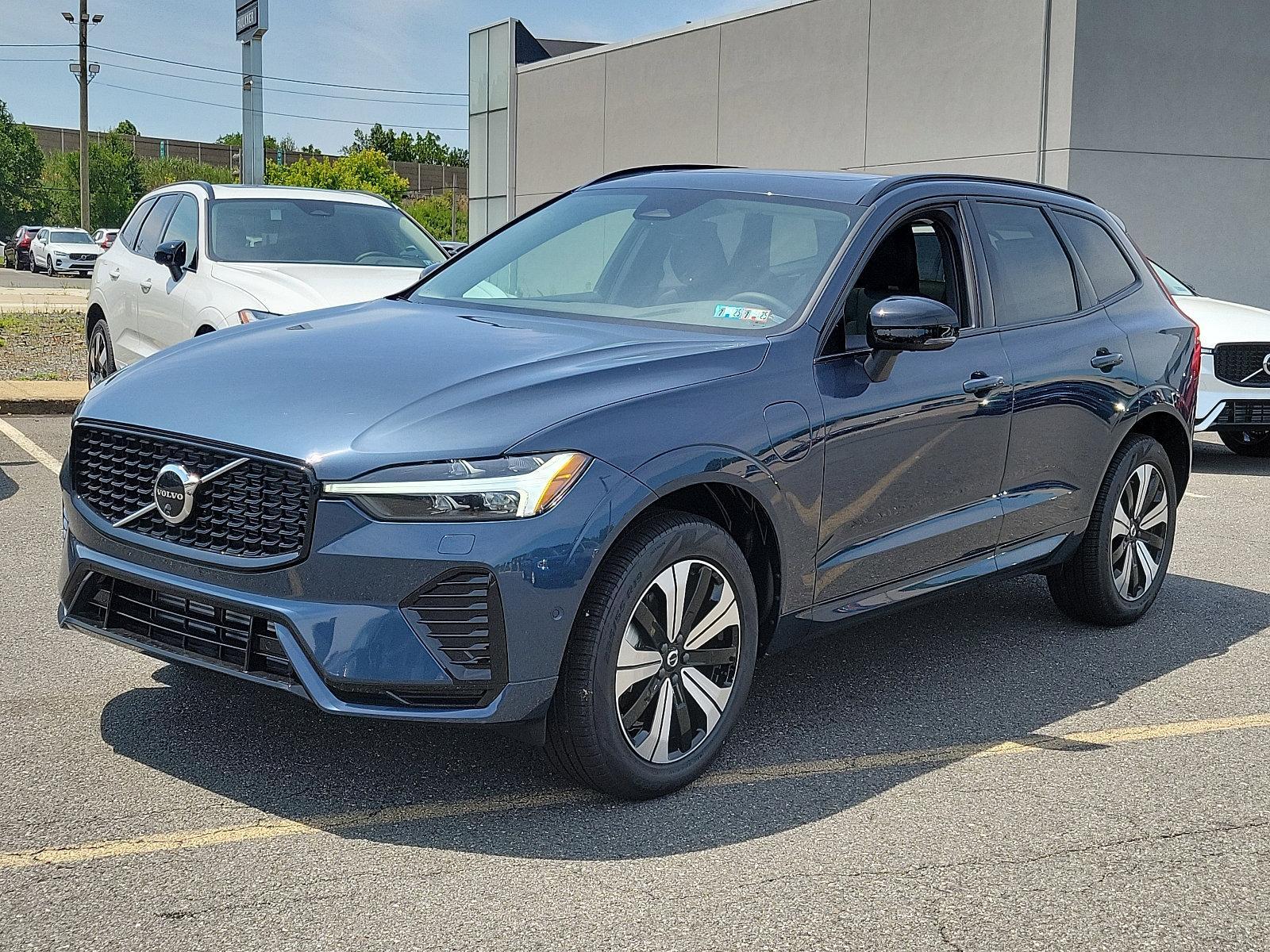 2025 Volvo XC60 Plug-In Hybrid Vehicle Photo in Trevose, PA 19053