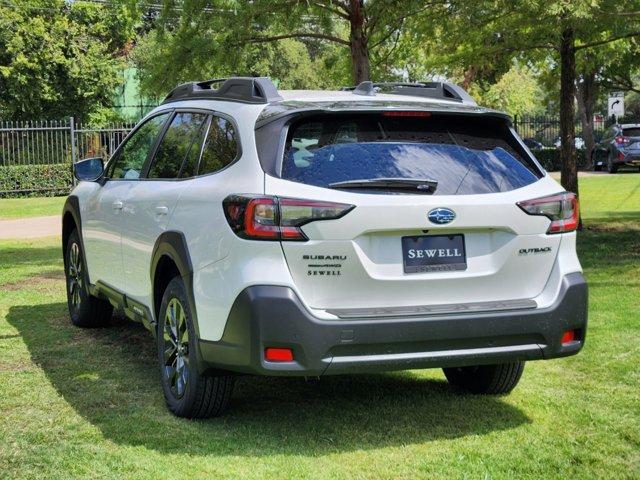 2025 Subaru Outback Vehicle Photo in DALLAS, TX 75209