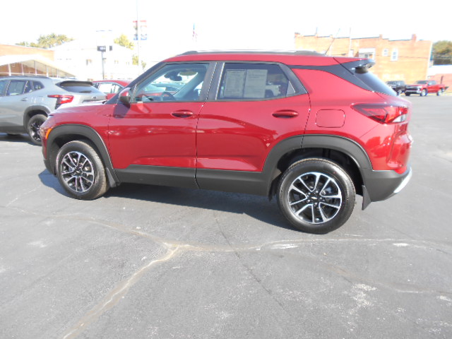 Used 2024 Chevrolet TrailBlazer LT with VIN KL79MRSL9RB044861 for sale in North Baltimore, OH