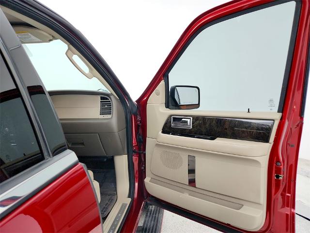 2015 Lincoln Navigator Vehicle Photo in Grapevine, TX 76051