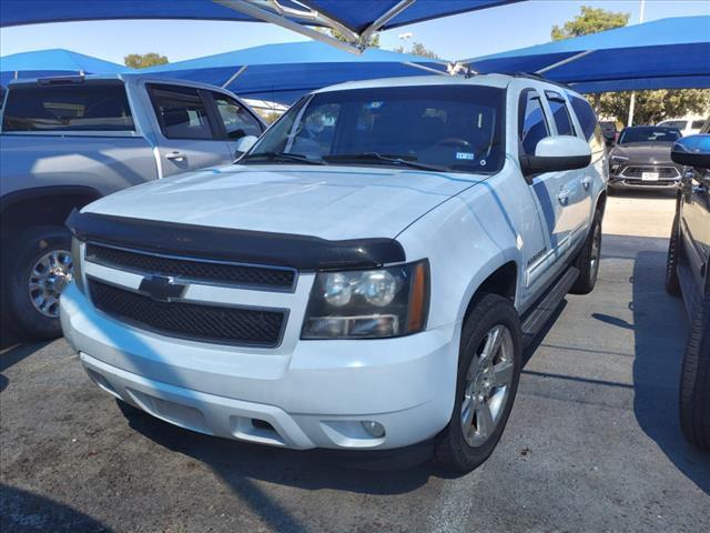 2011 Chevrolet Suburban Vehicle Photo in Denton, TX 76205