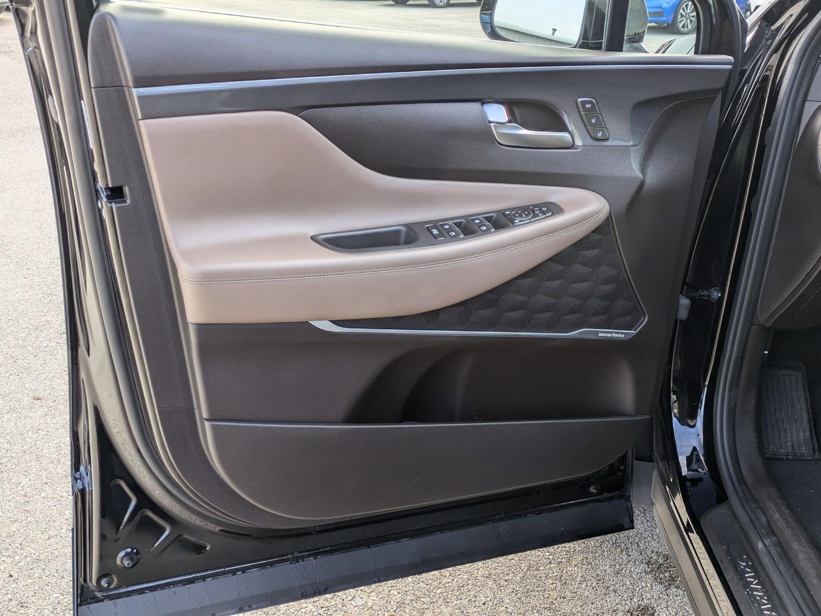 2022 Hyundai SANTA FE Plug-In Hybrid Vehicle Photo in Seguin, TX 78155