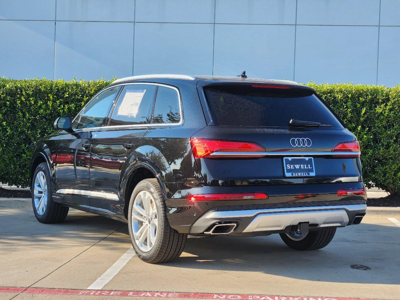 2025 Audi Q7 Vehicle Photo in MCKINNEY, TX 75070