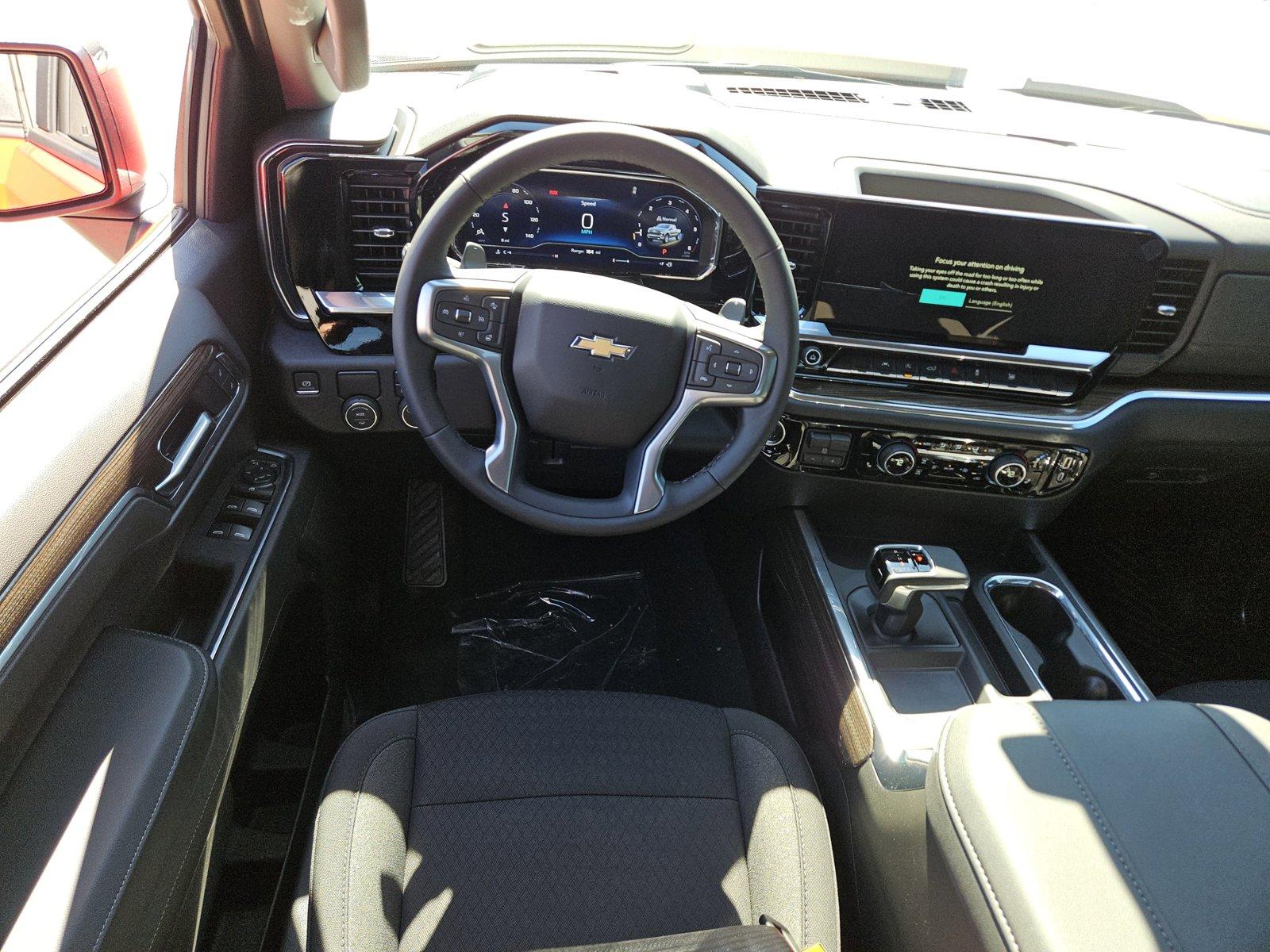 2025 Chevrolet Silverado 1500 Vehicle Photo in NORTH RICHLAND HILLS, TX 76180-7199