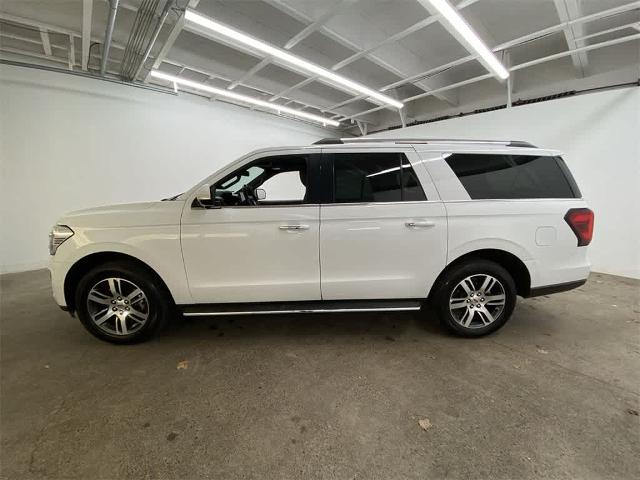 2022 Ford Expedition Max Vehicle Photo in PORTLAND, OR 97225-3518