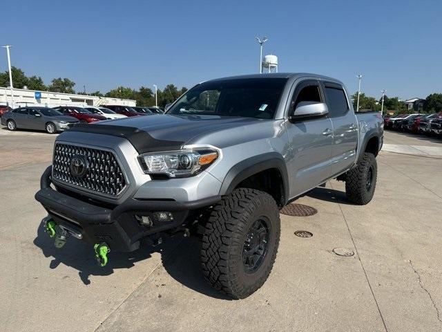 2018 Toyota Tacoma Vehicle Photo in ENGLEWOOD, CO 80113-6708