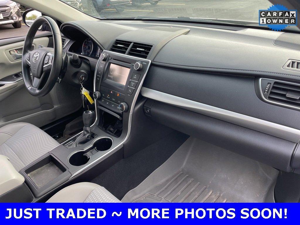 2015 Toyota Camry Vehicle Photo in Plainfield, IL 60586