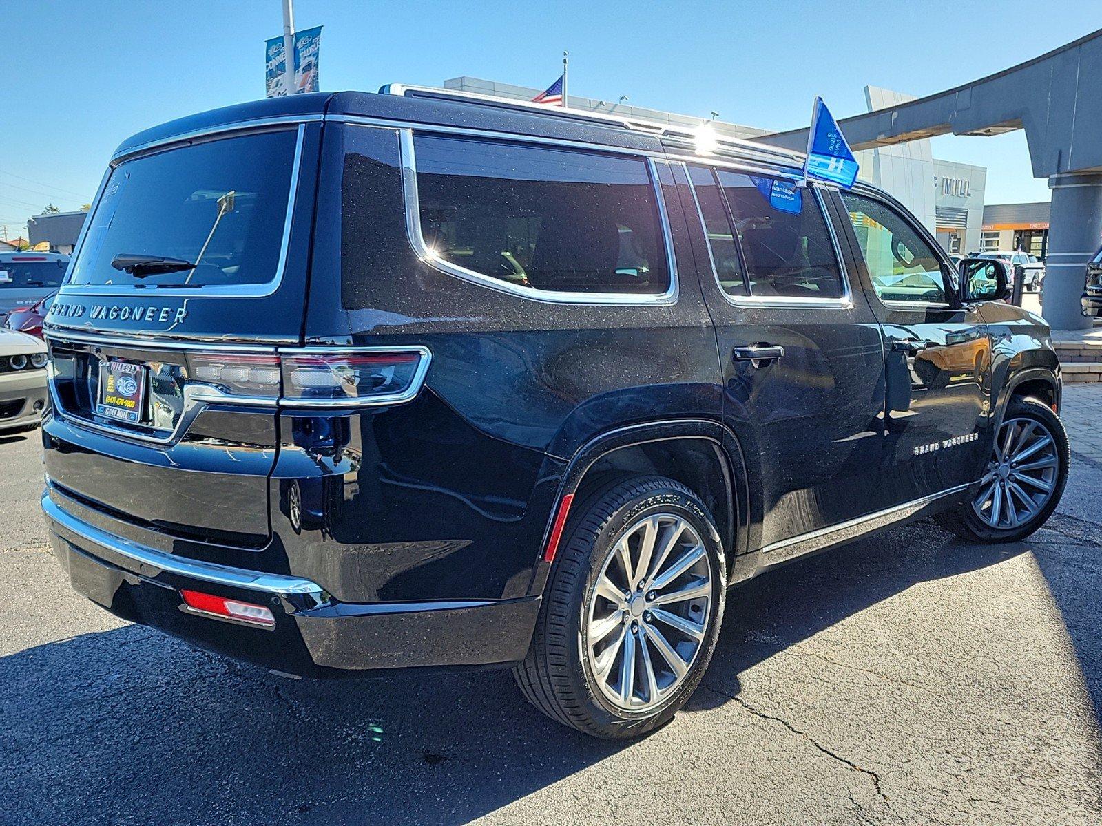 2023 Jeep Grand Wagoneer Vehicle Photo in Plainfield, IL 60586