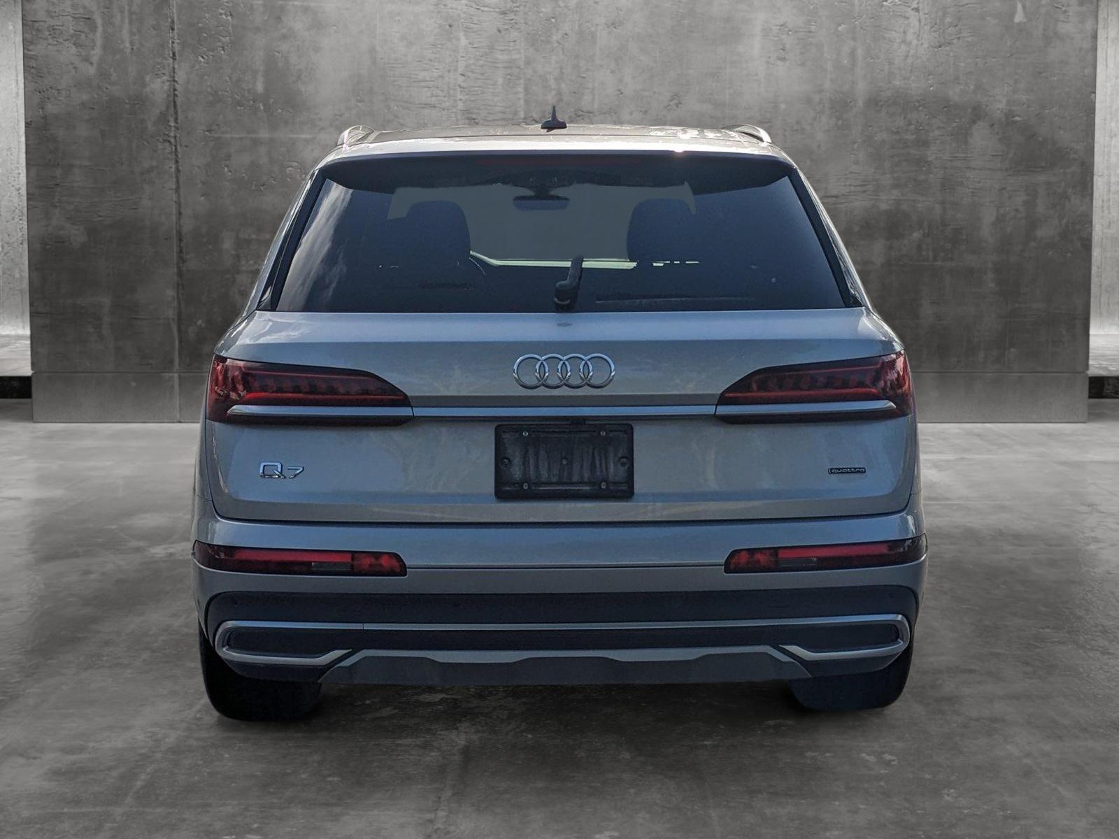 2022 Audi Q7 Vehicle Photo in GREENACRES, FL 33463-3207