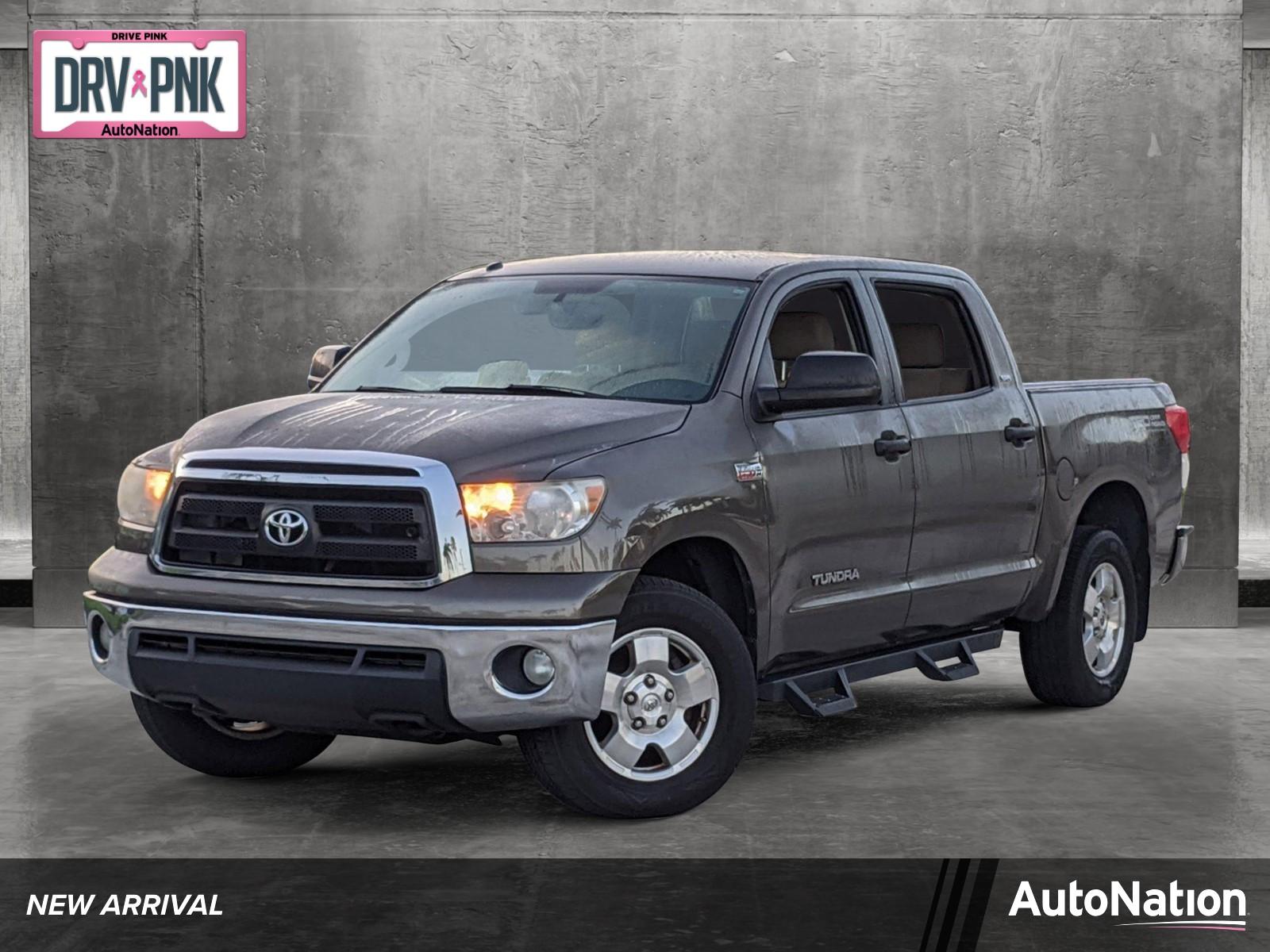 2013 Toyota Tundra 4WD Truck Vehicle Photo in Davie, FL 33331