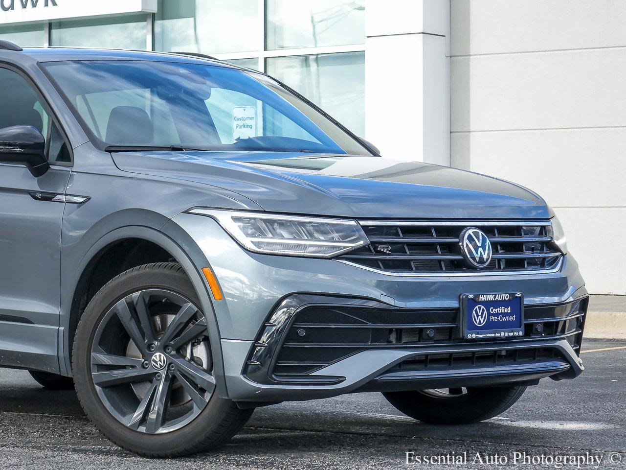 2024 Volkswagen Tiguan Vehicle Photo in Saint Charles, IL 60174