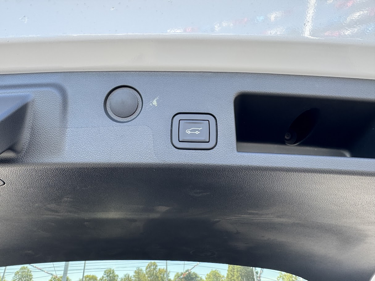 2025 Chevrolet Equinox Vehicle Photo in BOONVILLE, IN 47601-9633