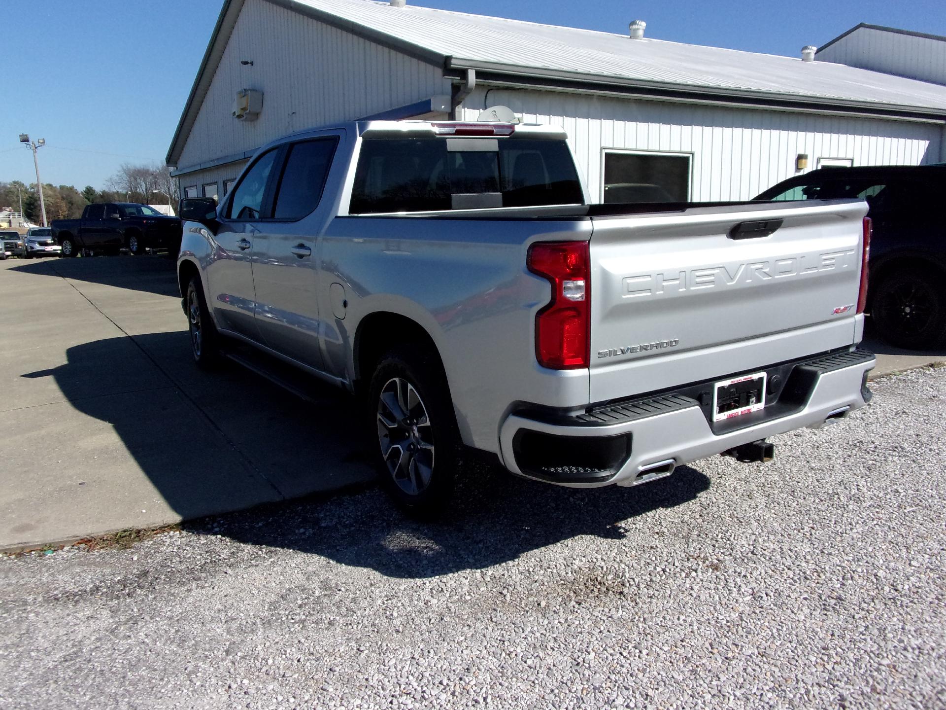 Used 2021 Chevrolet Silverado 1500 RST with VIN 1GCUYEET6MZ148441 for sale in Orleans, IN