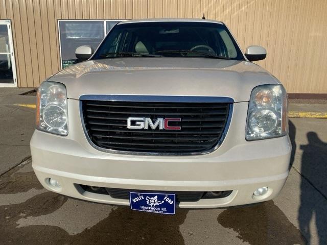 Used 2011 GMC Yukon XL SLT with VIN 1GKS2KE32BR197290 for sale in Lidgerwood, ND