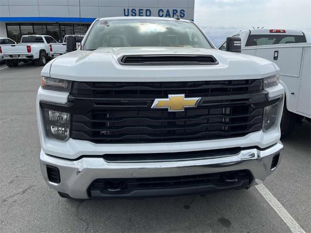 2024 Chevrolet Silverado 3500 HD Vehicle Photo in ALCOA, TN 37701-3235