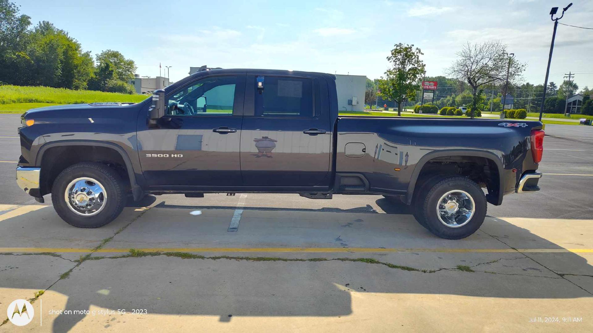 Used 2024 Chevrolet Silverado 3500HD LT with VIN 1GC4YTE72RF111144 for sale in Shawano, WI