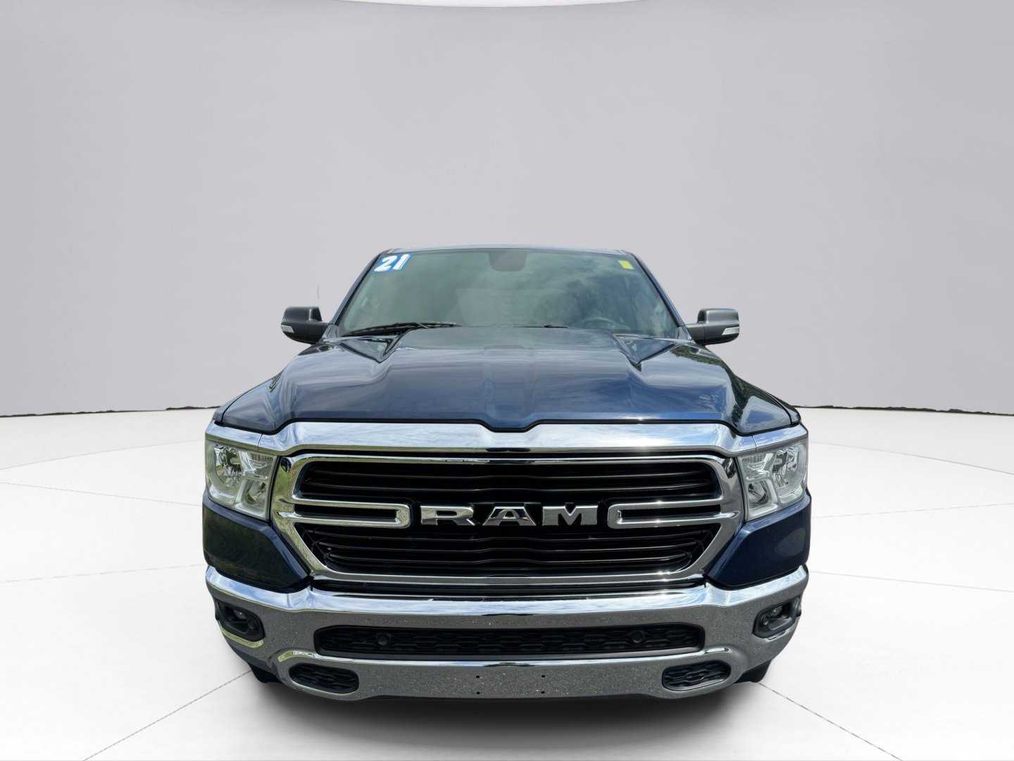 2021 Ram 1500 Vehicle Photo in LEOMINSTER, MA 01453-2952