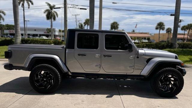 2020 Jeep Gladiator Vehicle Photo in DELRAY BEACH, FL 33483-3294