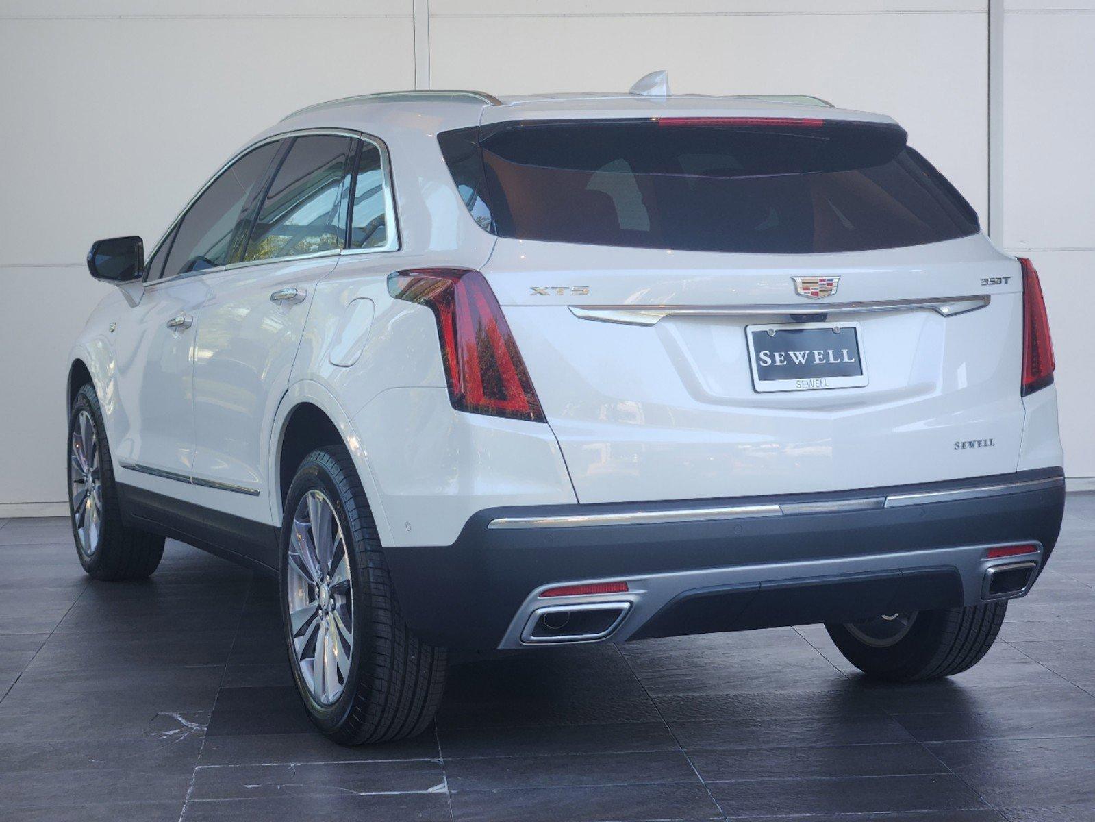 2024 Cadillac XT5 Vehicle Photo in HOUSTON, TX 77079-1502