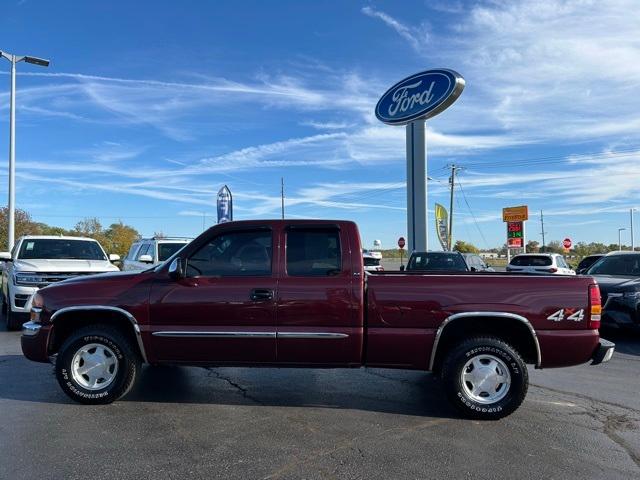 2003 GMC Sierra 1500 Vehicle Photo in Danville, KY 40422-2805