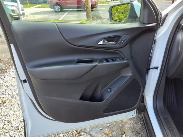 2021 Chevrolet Equinox Vehicle Photo in INDIANA, PA 15701-1897