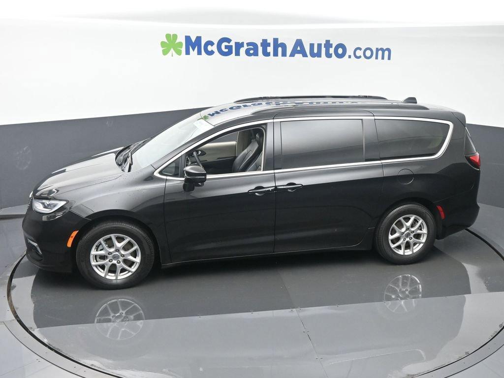 2022 Chrysler Pacifica Vehicle Photo in Cedar Rapids, IA 52402