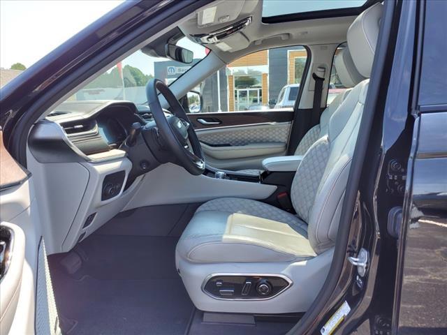 2022 Jeep Grand Cherokee Vehicle Photo in South Hill, VA 23970