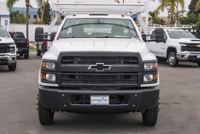 2023 Chevrolet Silverado Chassis Cab Vehicle Photo in VENTURA, CA 93003-8585