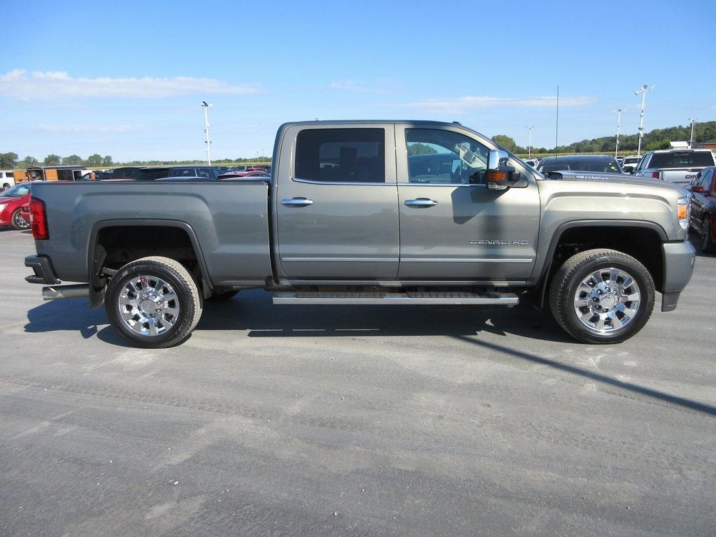 Used 2017 GMC Sierra 2500 Denali HD Denali with VIN 1GT12UEY4HF236258 for sale in Collinsville, IL