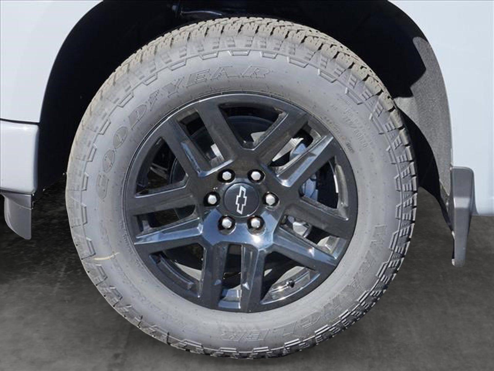 2024 Chevrolet Silverado 1500 Vehicle Photo in GILBERT, AZ 85297-0446