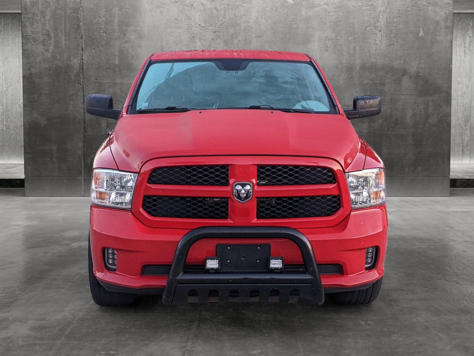 2017 Ram 1500 Vehicle Photo in PEMBROKE PINES, FL 33024-6534