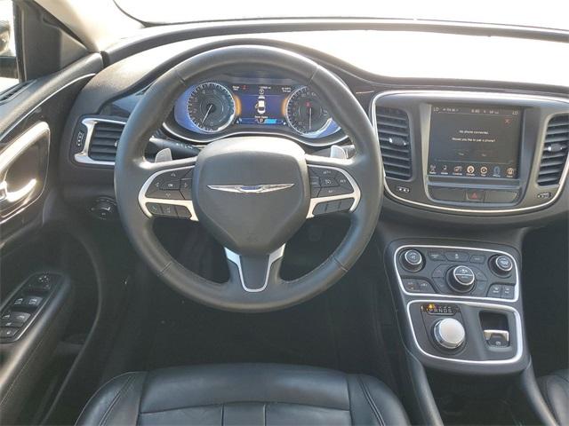 2015 Chrysler 200 Vehicle Photo in GRAND BLANC, MI 48439-8139