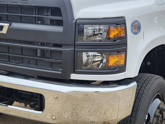 2023 Chevrolet Silverado Chassis Cab Vehicle Photo in Weatherford, TX 76087