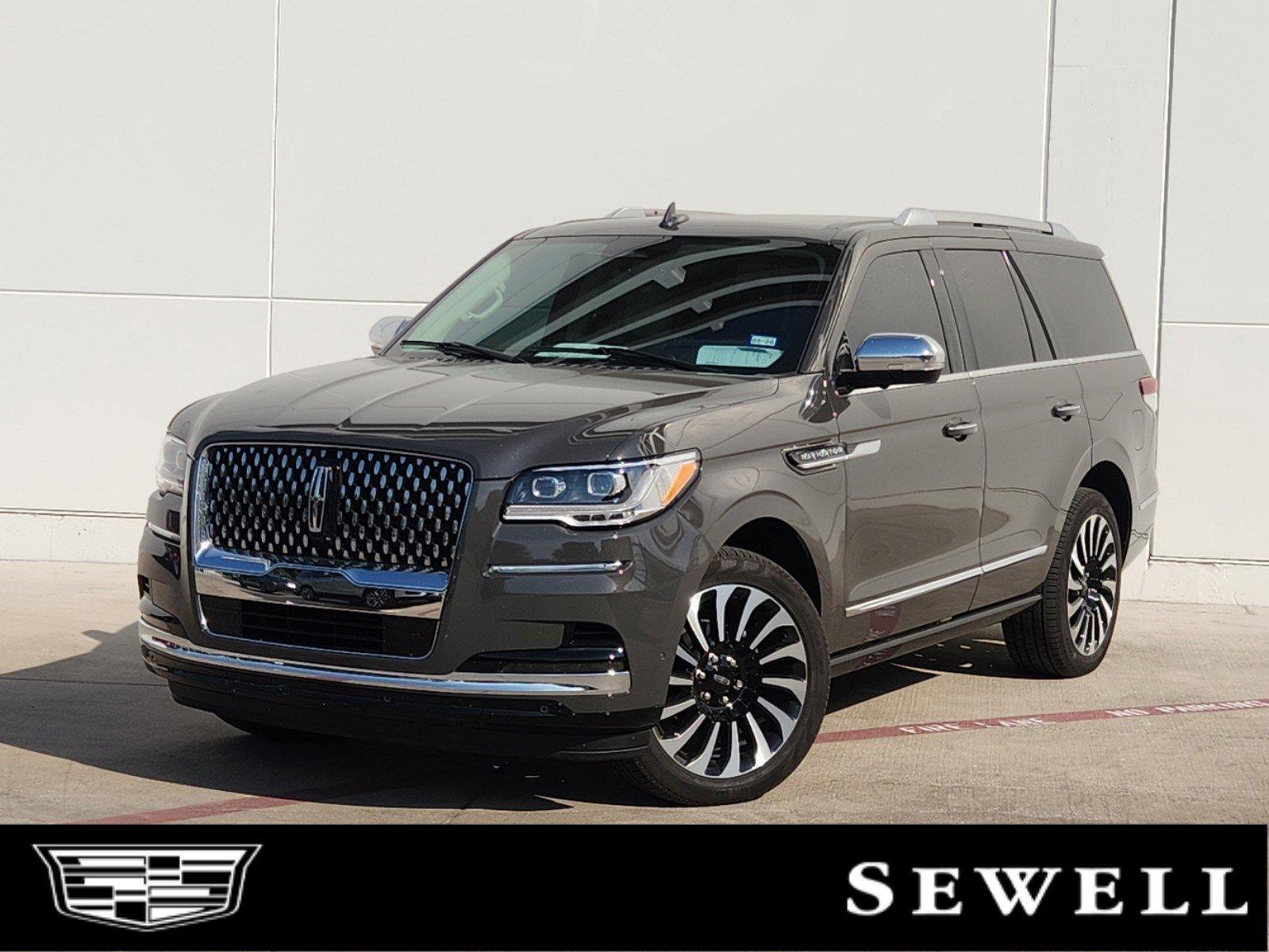 2024 Lincoln Navigator Vehicle Photo in GRAPEVINE, TX 76051-8302