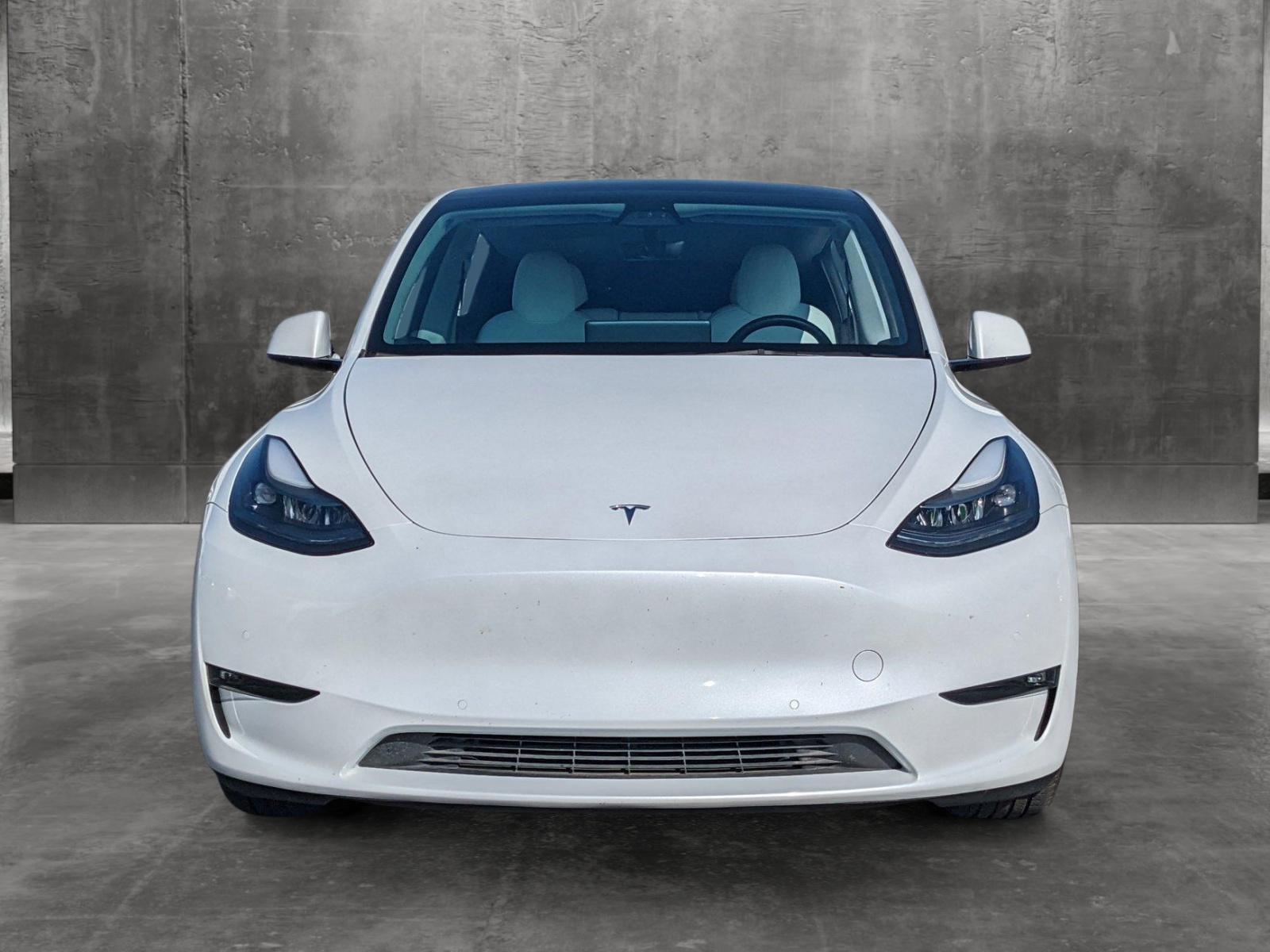 2022 Tesla Model Y Vehicle Photo in VALENCIA, CA 91355-1705