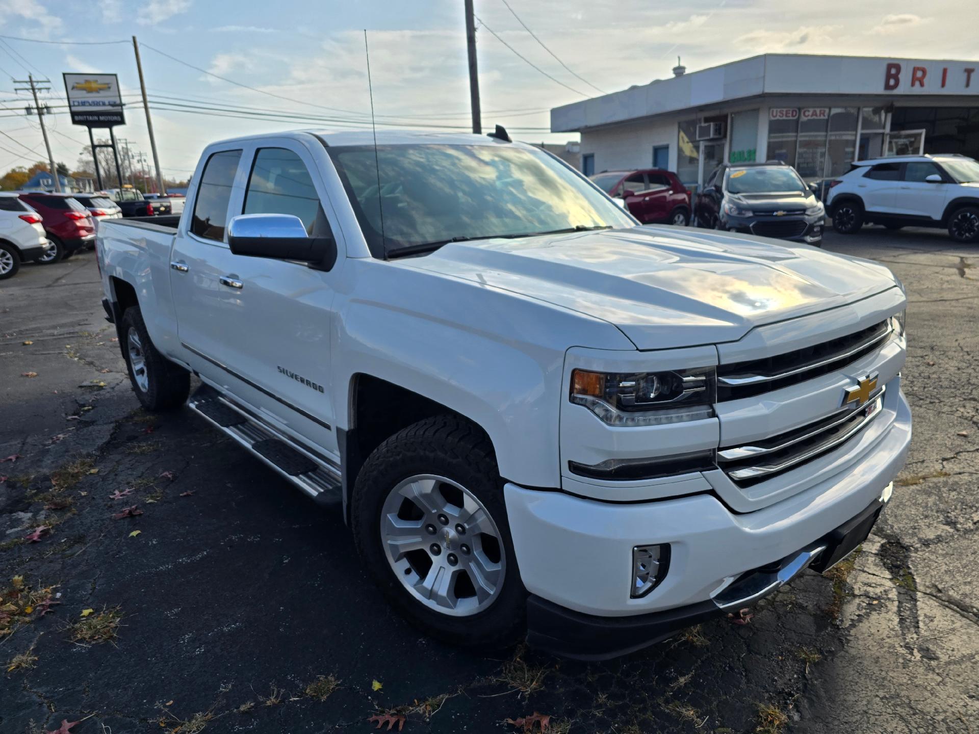 Used 2017 Chevrolet Silverado 1500 LTZ with VIN 1GCVKSEC1HZ386952 for sale in East Palestine, OH