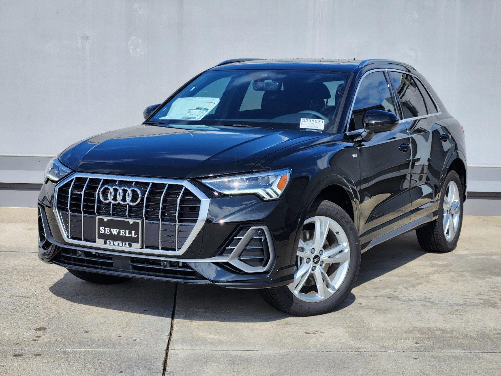 2024 Audi Q3 Vehicle Photo in SUGAR LAND, TX 77478