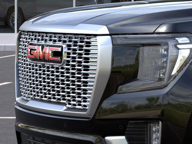 2024 GMC Yukon XL Vehicle Photo in GREEN BAY, WI 54303-3330